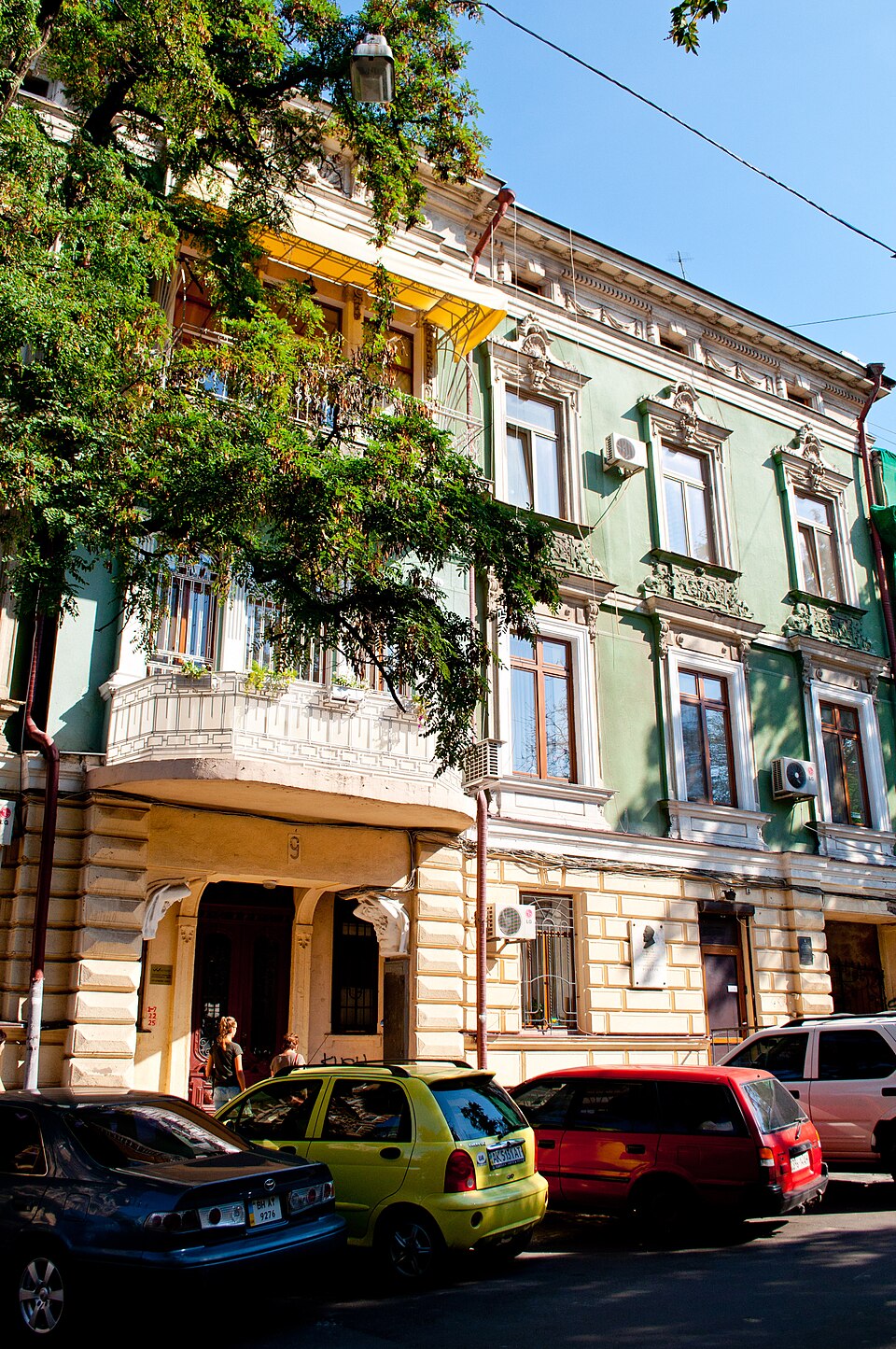 Будинок з химерами є не тільки в Києві. Де шукати архітектурні дива у Львові, Харкові та Одесі